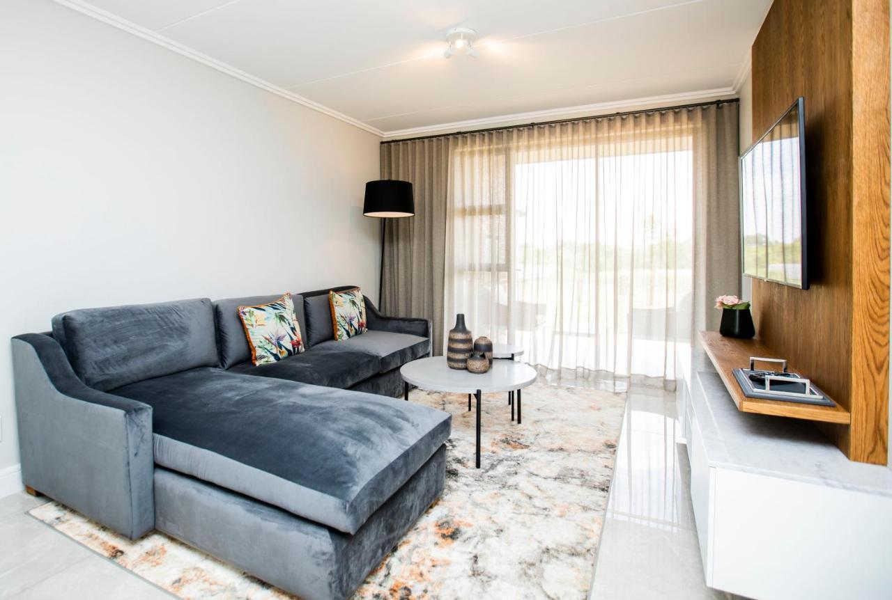 The Serengeti Lodge Kempton Park Bagian luar foto