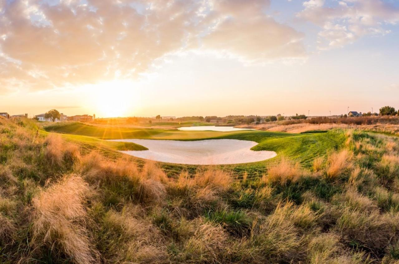 The Serengeti Lodge Kempton Park Bagian luar foto