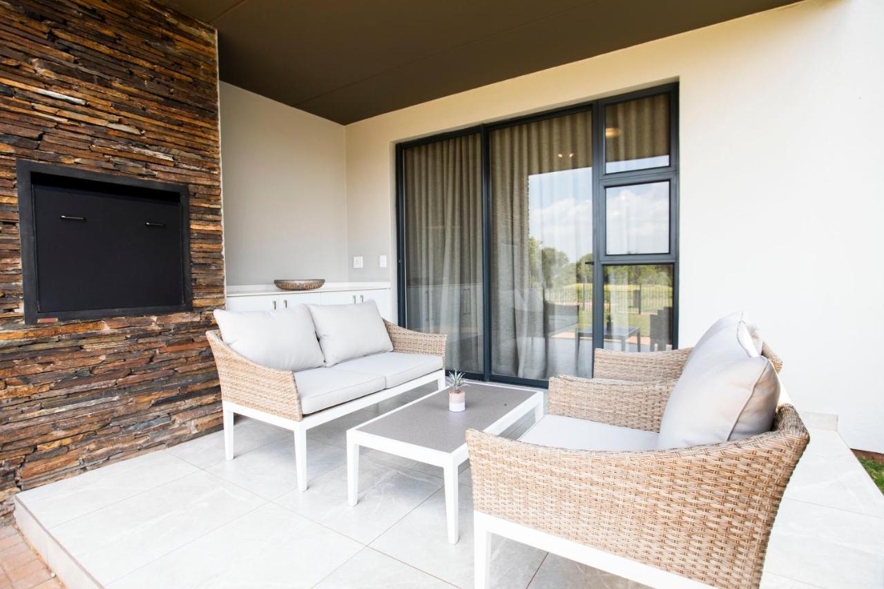 The Serengeti Lodge Kempton Park Bagian luar foto